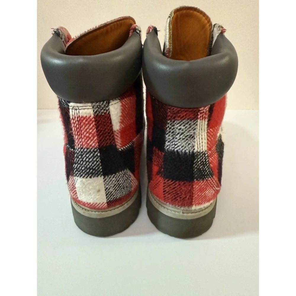 Timberland it used